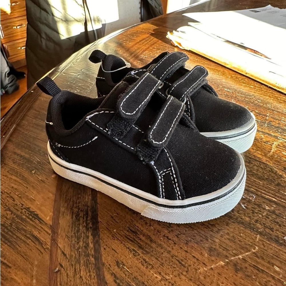 Baby boy shoes size 5